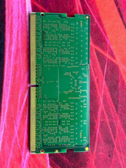 Срочно продам DDR5 8gb 5600 micron