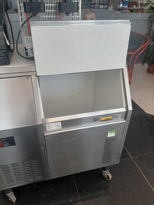 Ледогенератори за къбчета и гранула