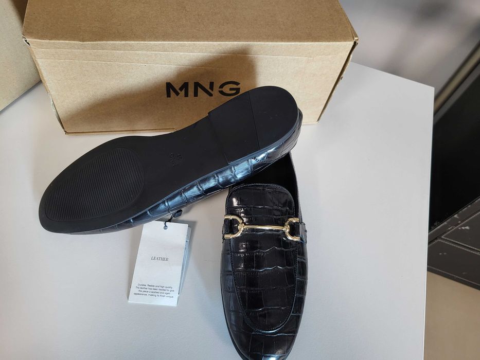 Дамски обувки MANGO нови