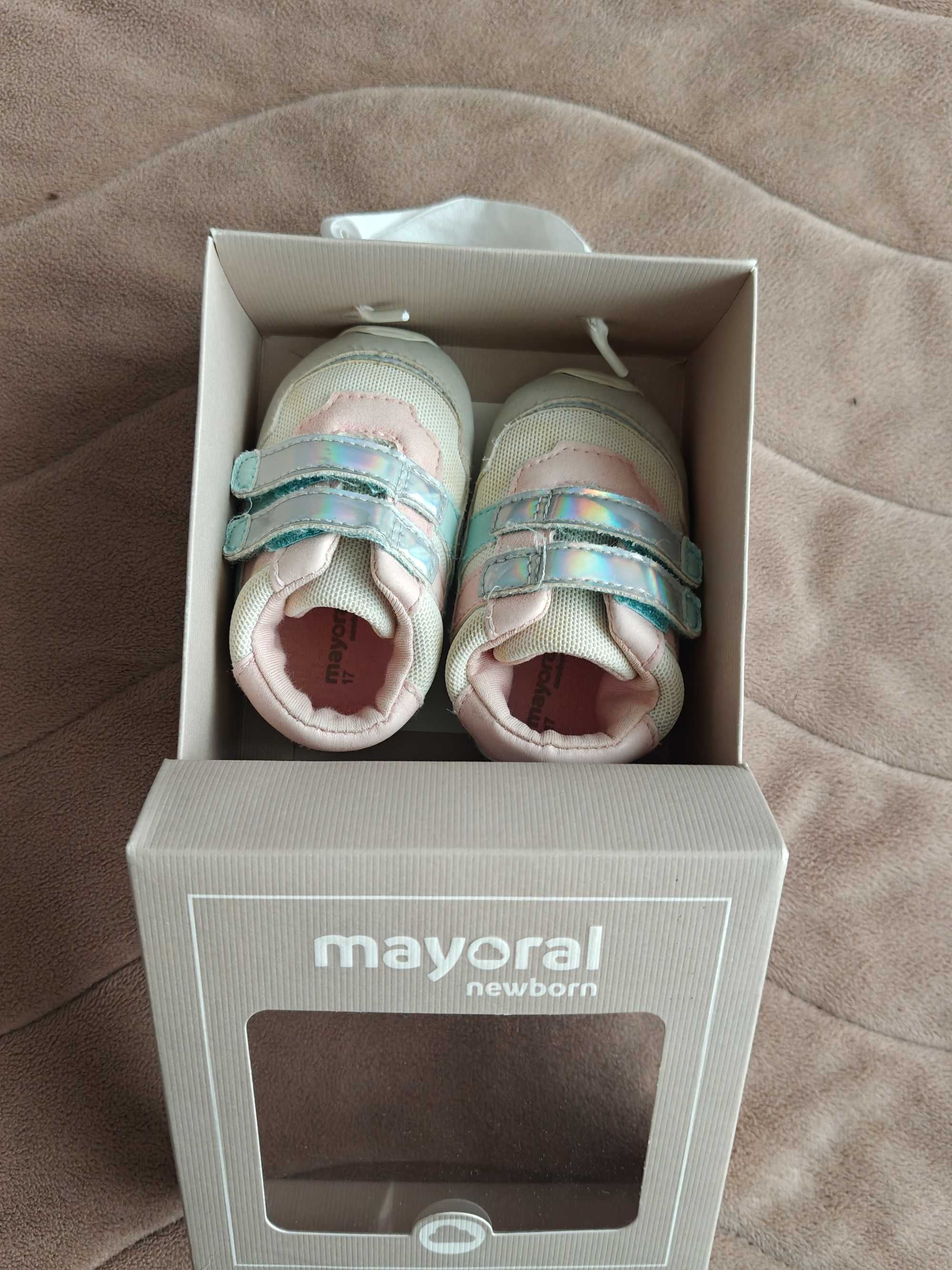 2 чифта буйки Mayoral, 16 и 17 номер