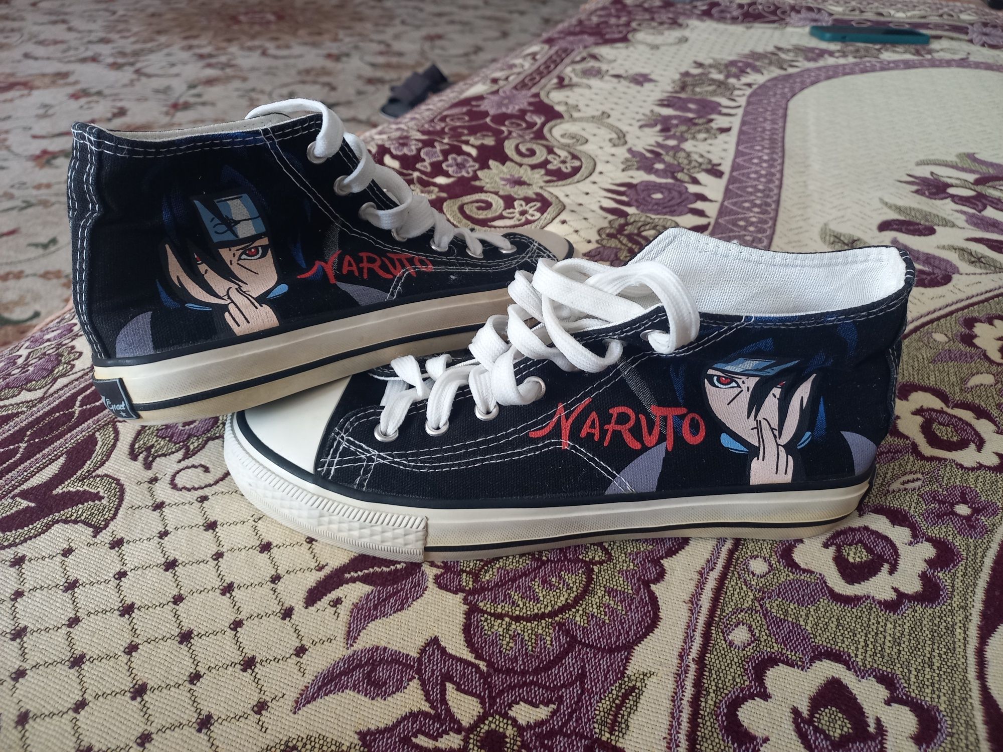 Конверсы Naruto Converse подходят и для девочек и мальчиков