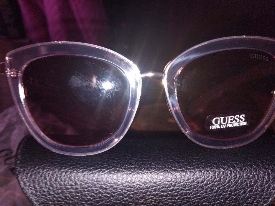 Нови слънчеви очила на Guess