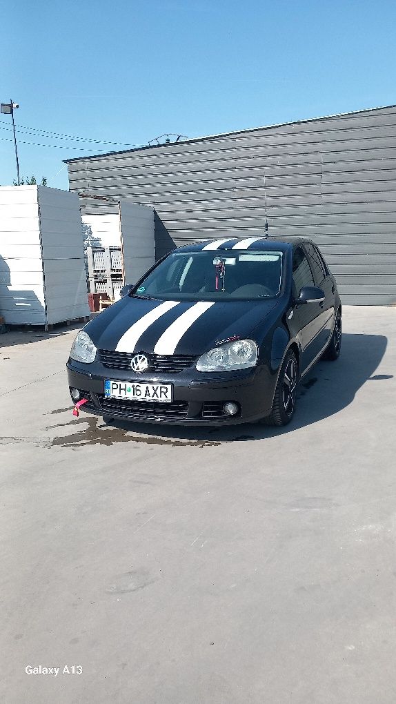 Vând Golf 5 2.0 BKD
