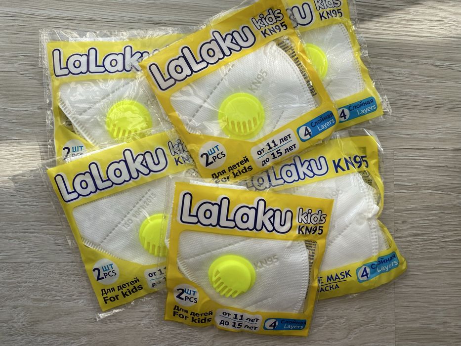 Маска с респиратором N95