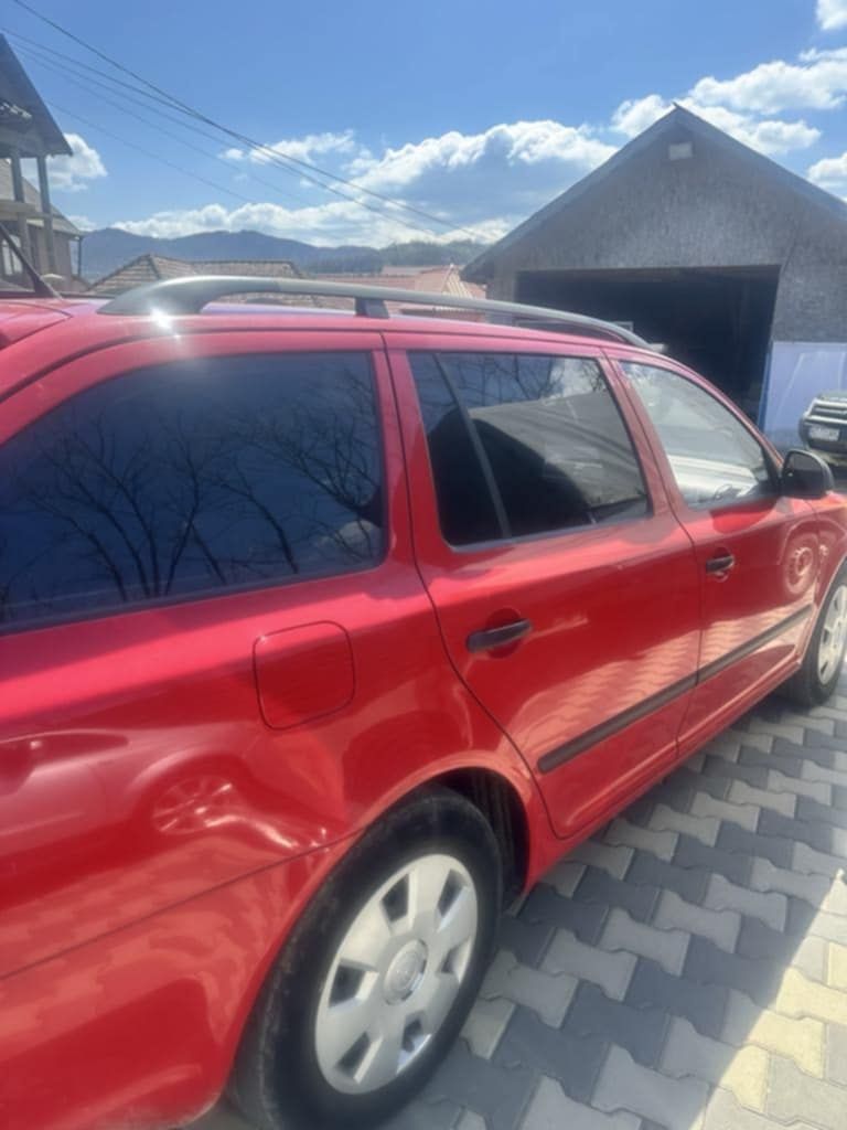 Vând Skoda octavia 2011