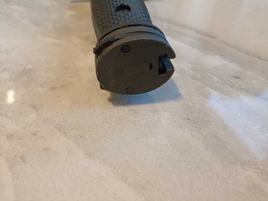 Baioneta militara M4