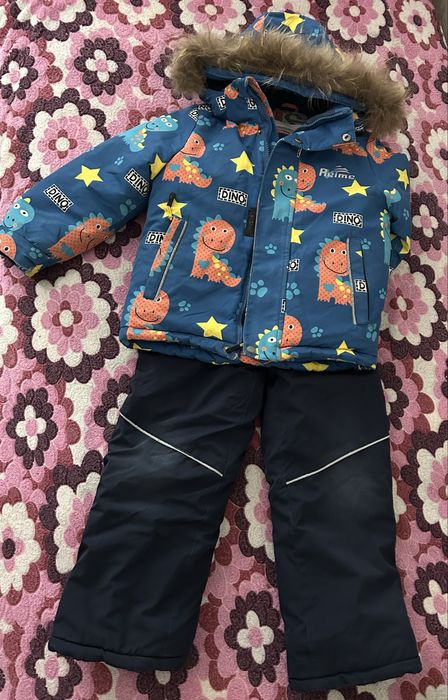 Продам зимний костюм для мальчика .