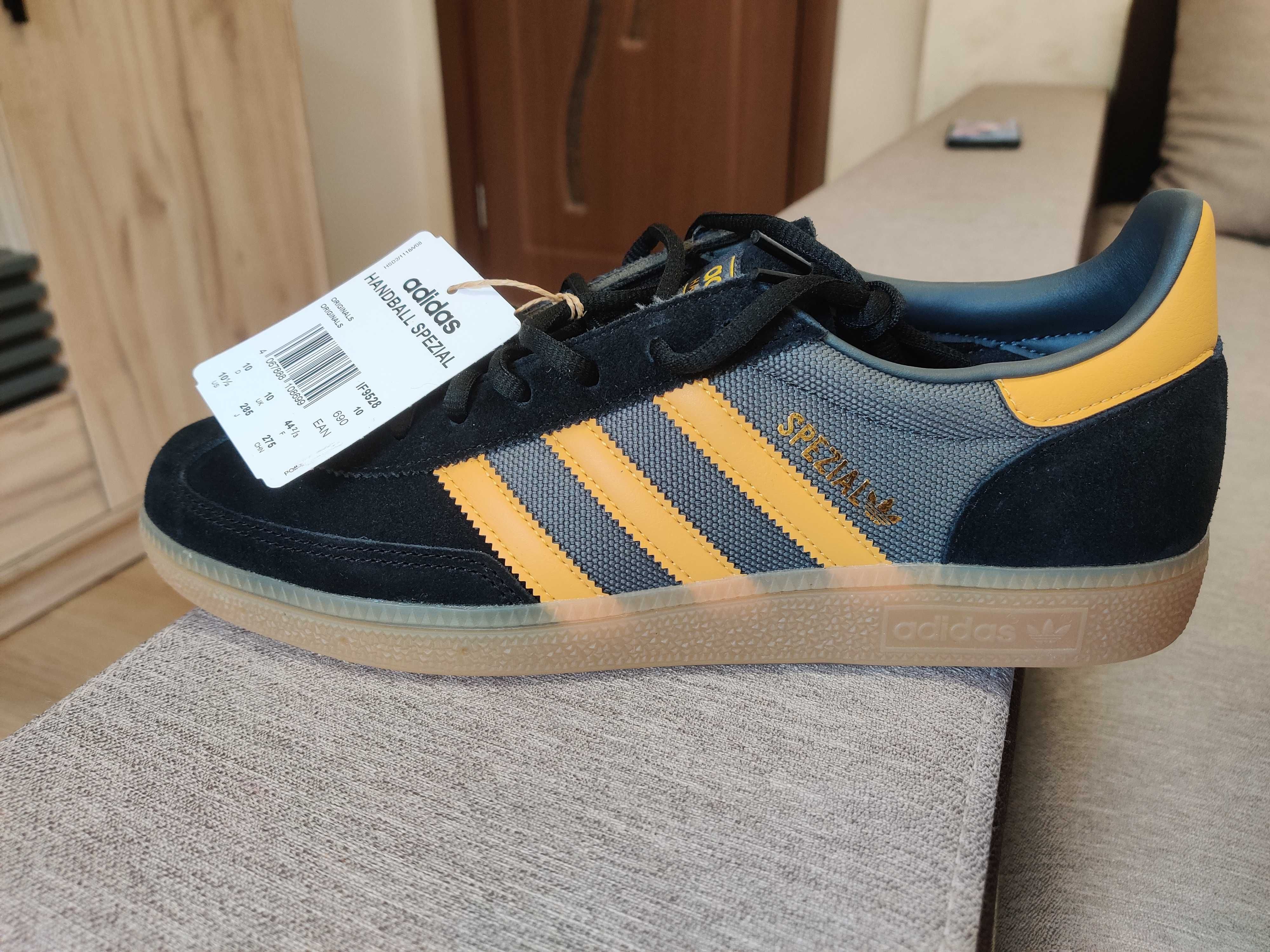 Велурени маратонки Adidas spezial 44 2/3