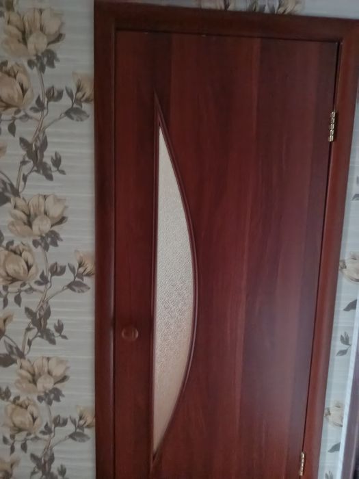 Продам межкомнатные двери
