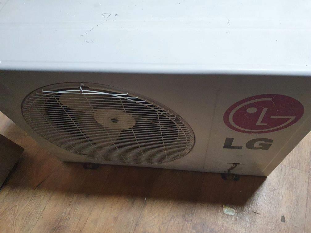 Продам  наружный блок 09 LG