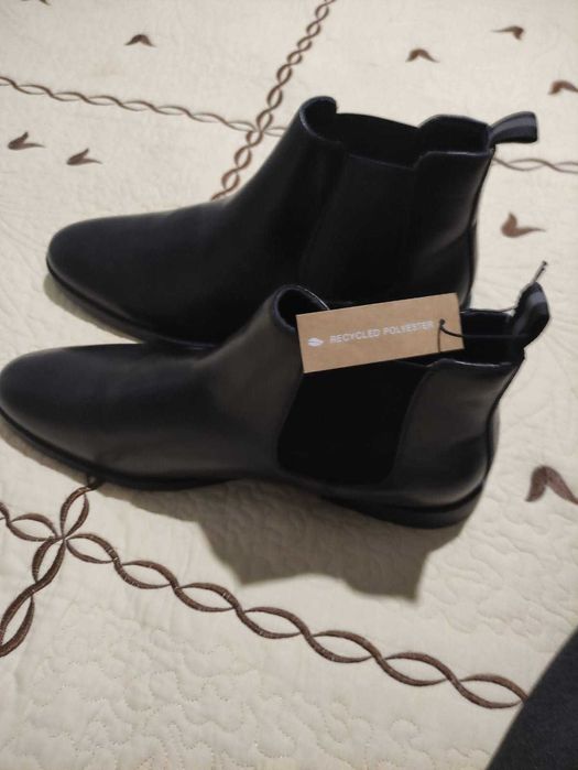 Срочно продам обувь 50-51 р.