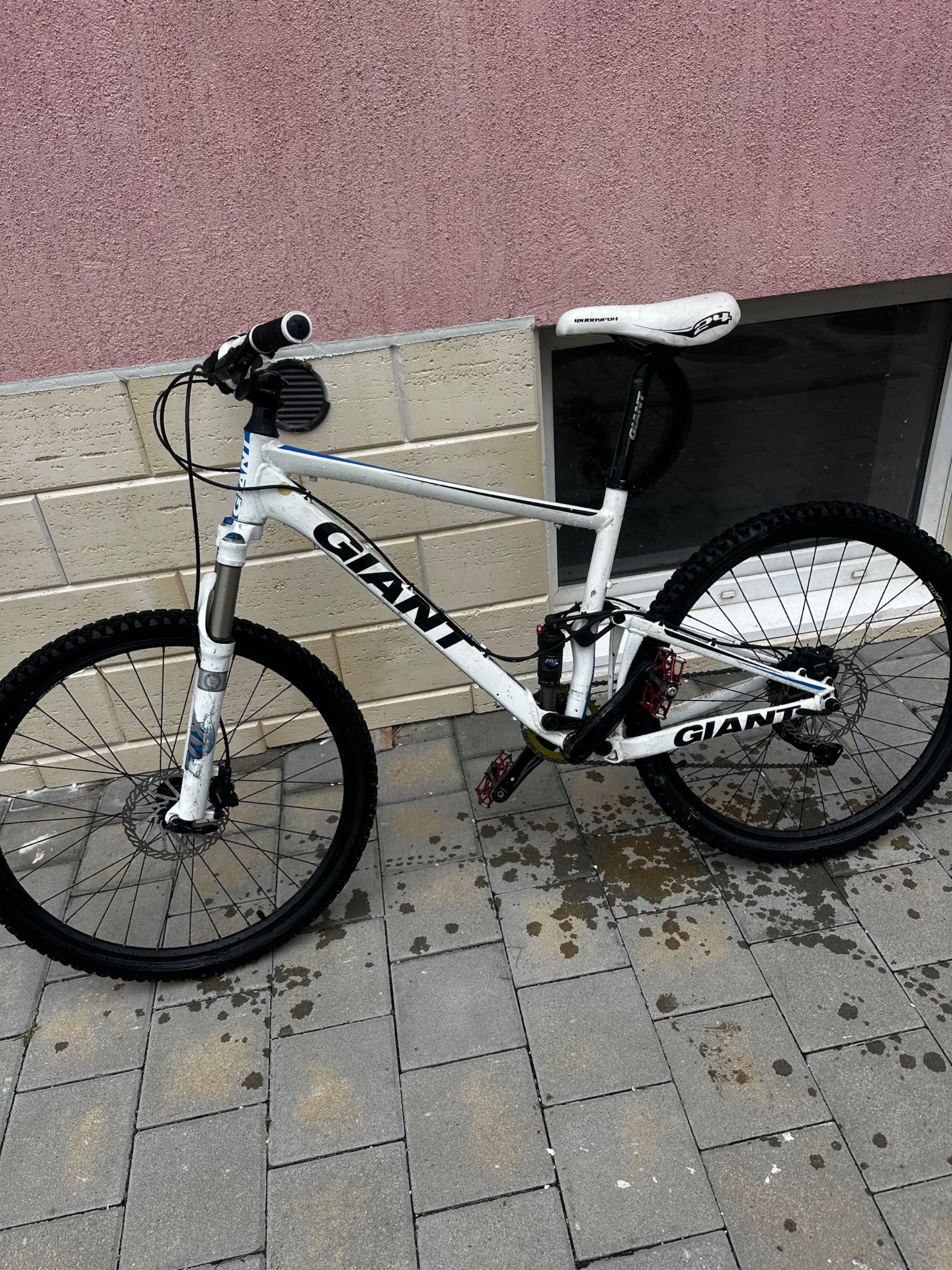 Giant Anthem x4 Full Suspension