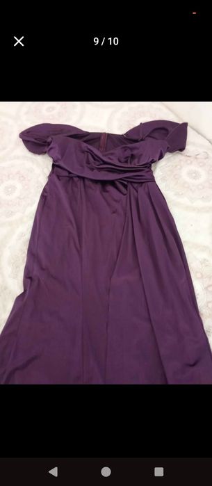 Официални рокли.