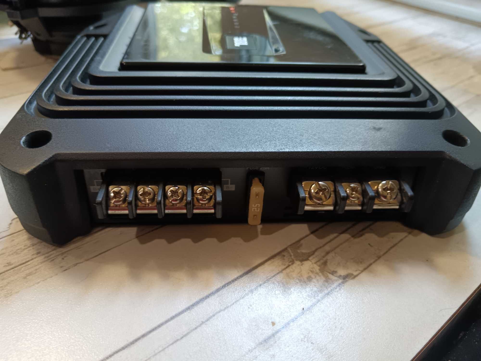 Бас каса и колони Alpine + усилвател JBL