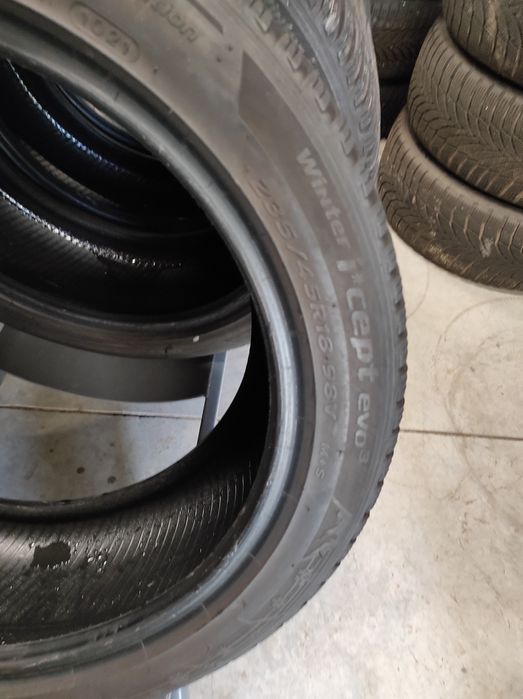 235/45/18 Hankook