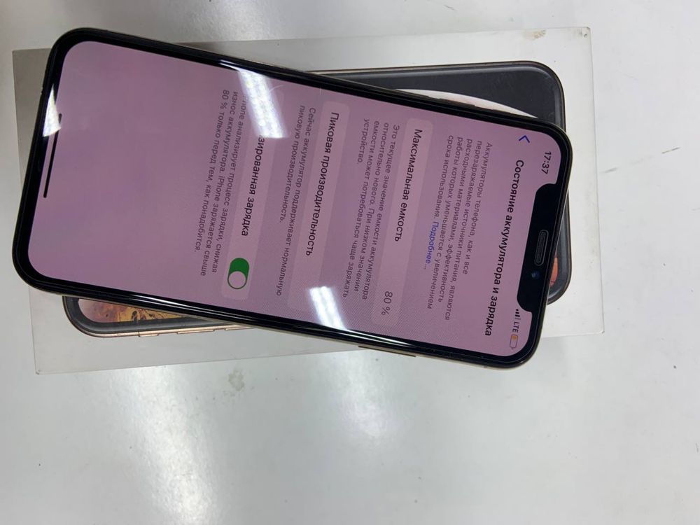 iPhone xs 64 gb аккумулятор 80%