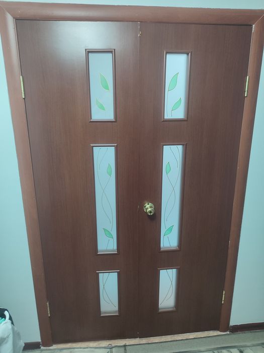 Межкомнатные есіктер және наружный есик сатылады жагдайлары жаксы