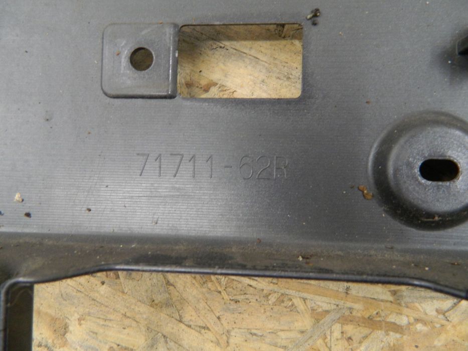 Bara fata Suzuki Ignis, 2016, 2017, 2018, 2019, 71711-62R.