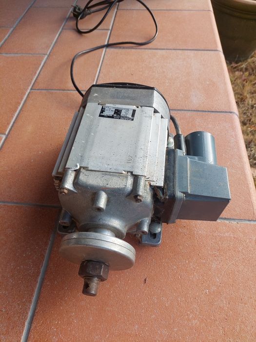 Motor electric pentru circular monofazic Kolster 2,4 kw