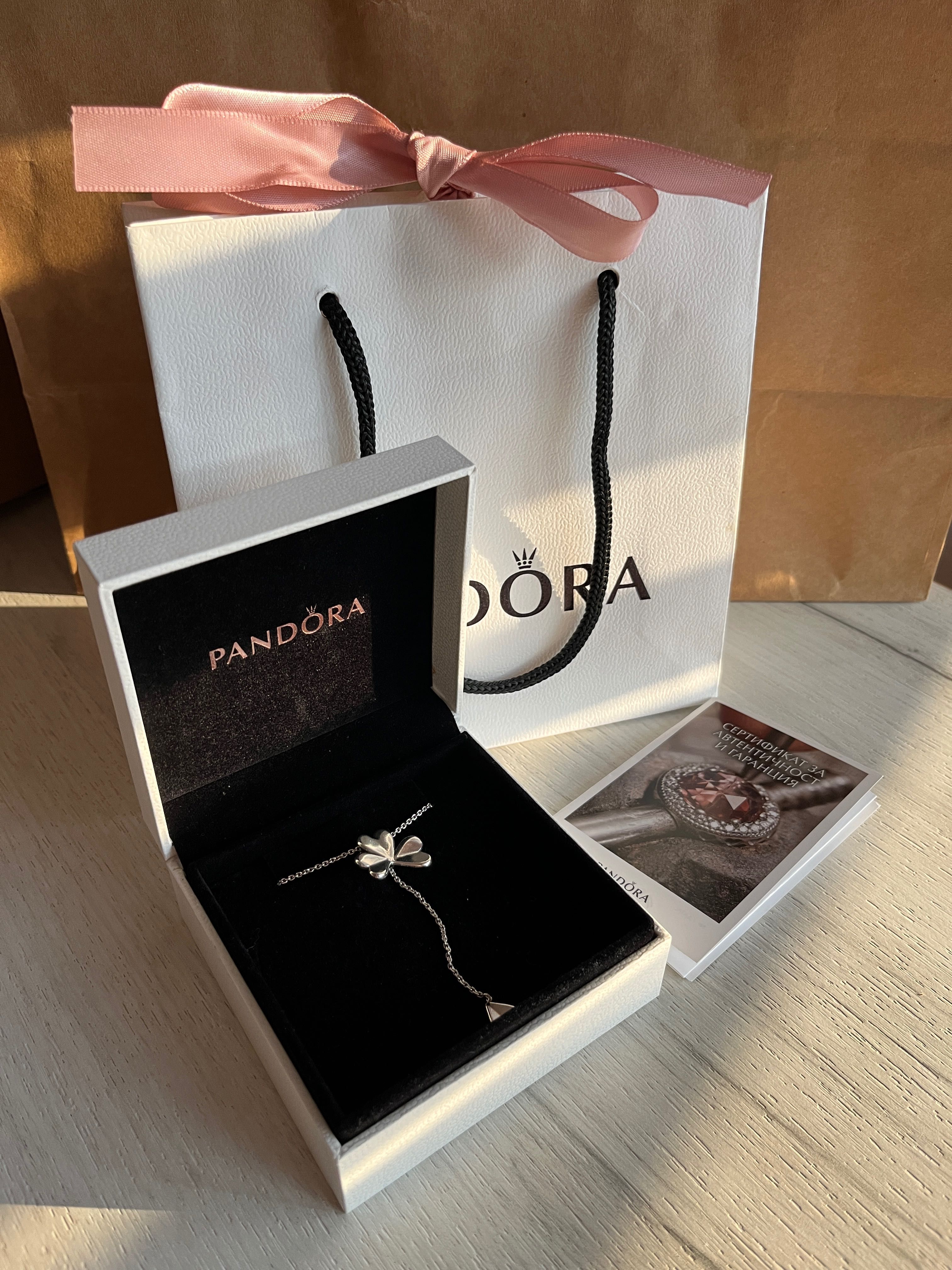 Сребърно колие с четирилистна детелина Pandora Lucky