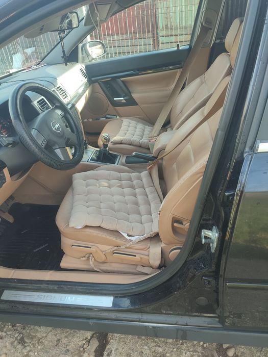 Vând Opel Signum 2.2DTI