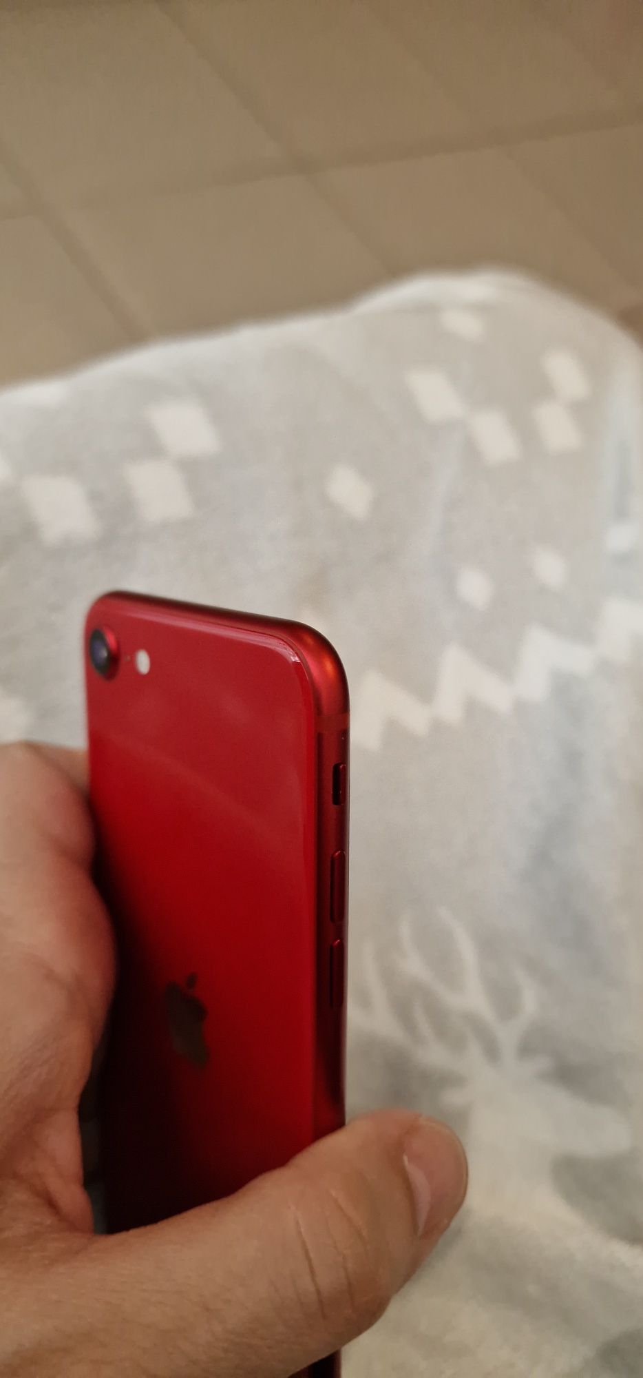 iPhone se2 product red 64GB MHGR3B/A