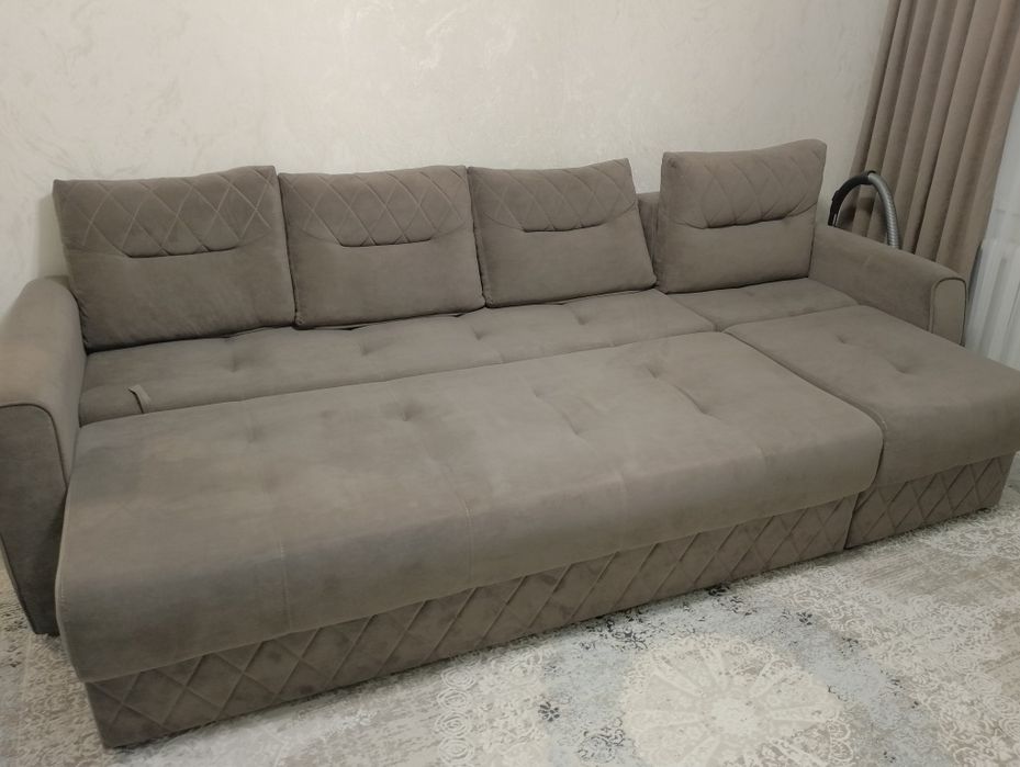 Продам диван состояние нового