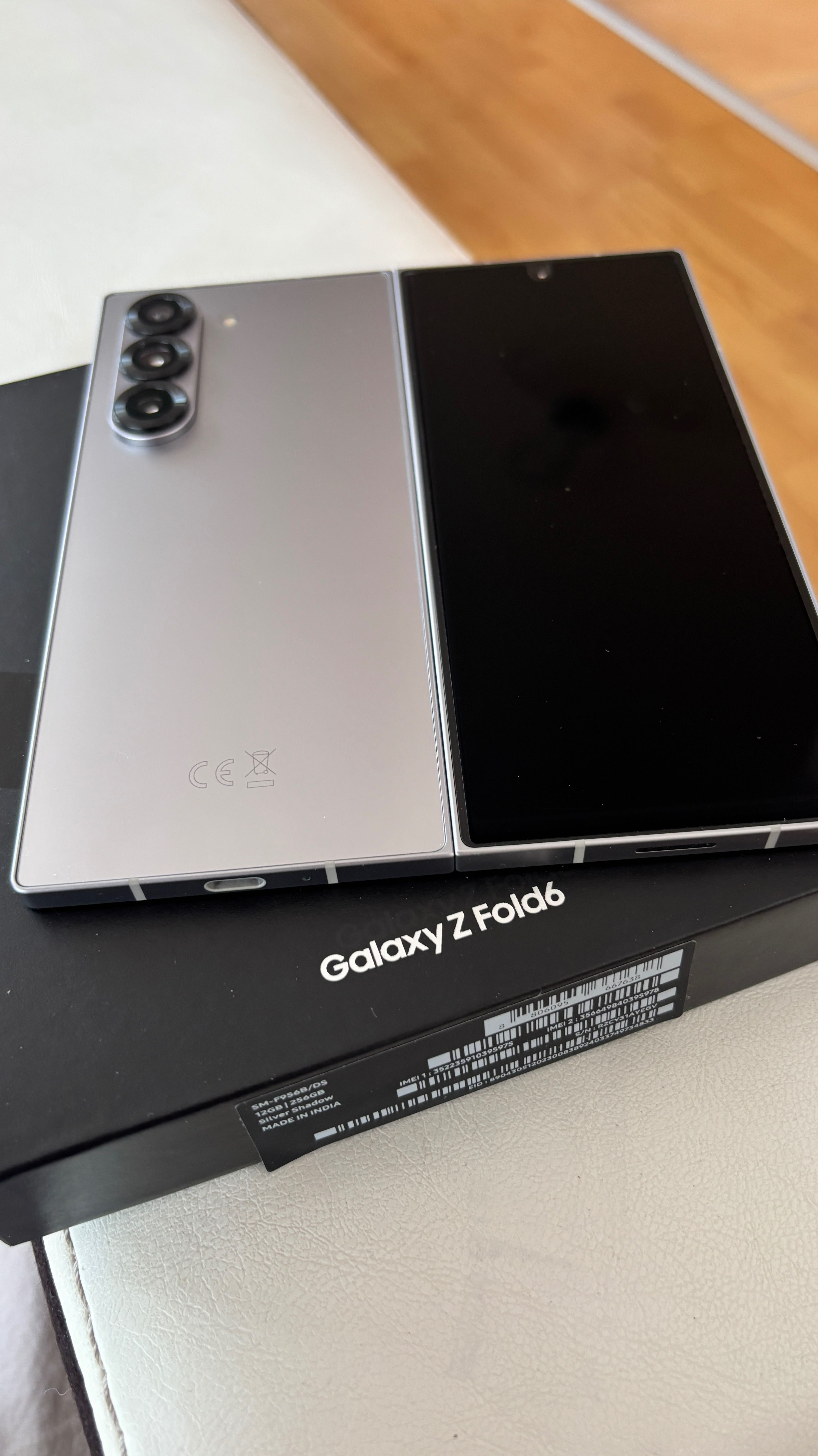 Samsung Z Fold 6 закупен на 14.04.25 г.