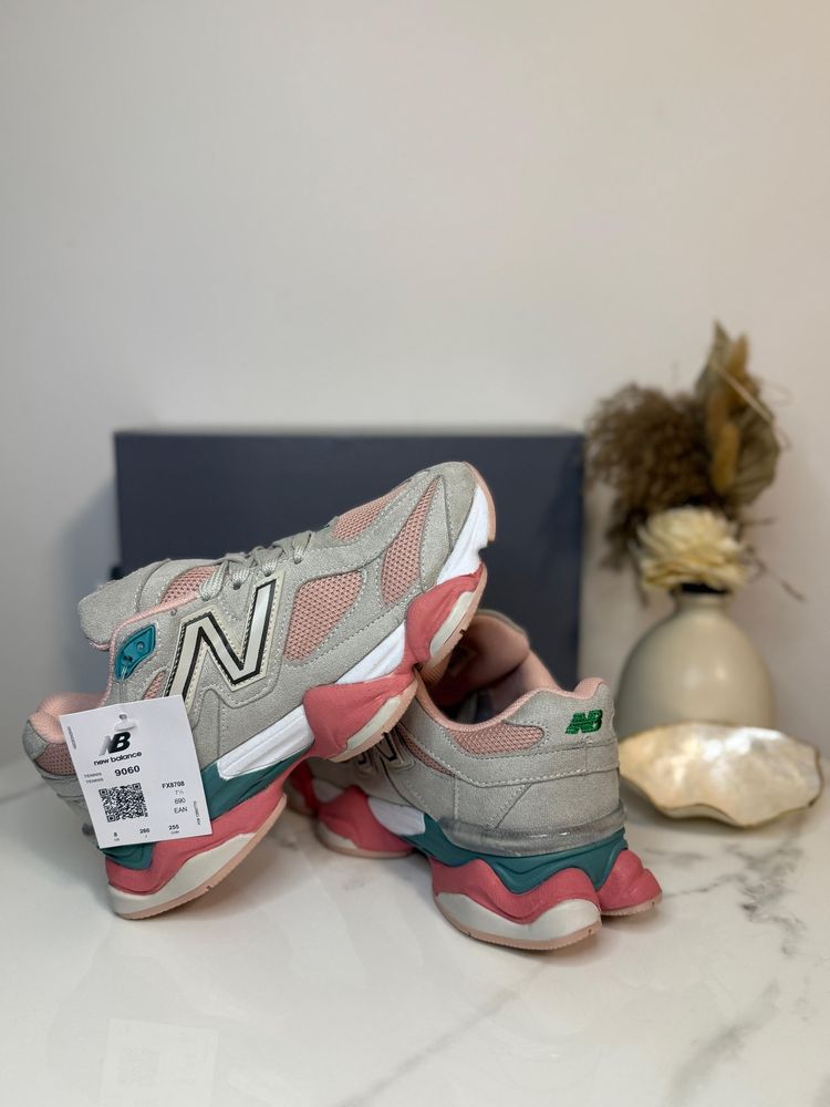 Adidasi New Balance 9060  Color