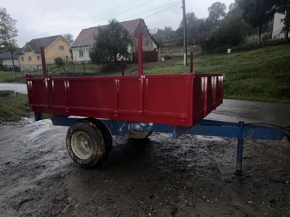 Remorca basculabila