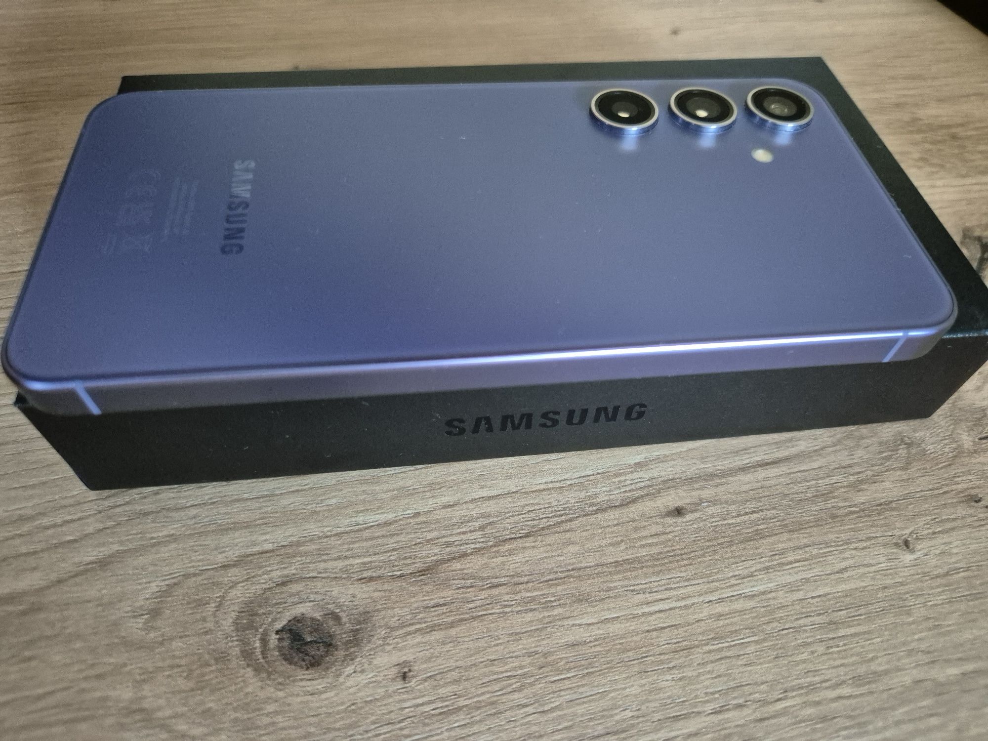 Samsung Galaxy S24 256GB Purple / Cobalt Violet