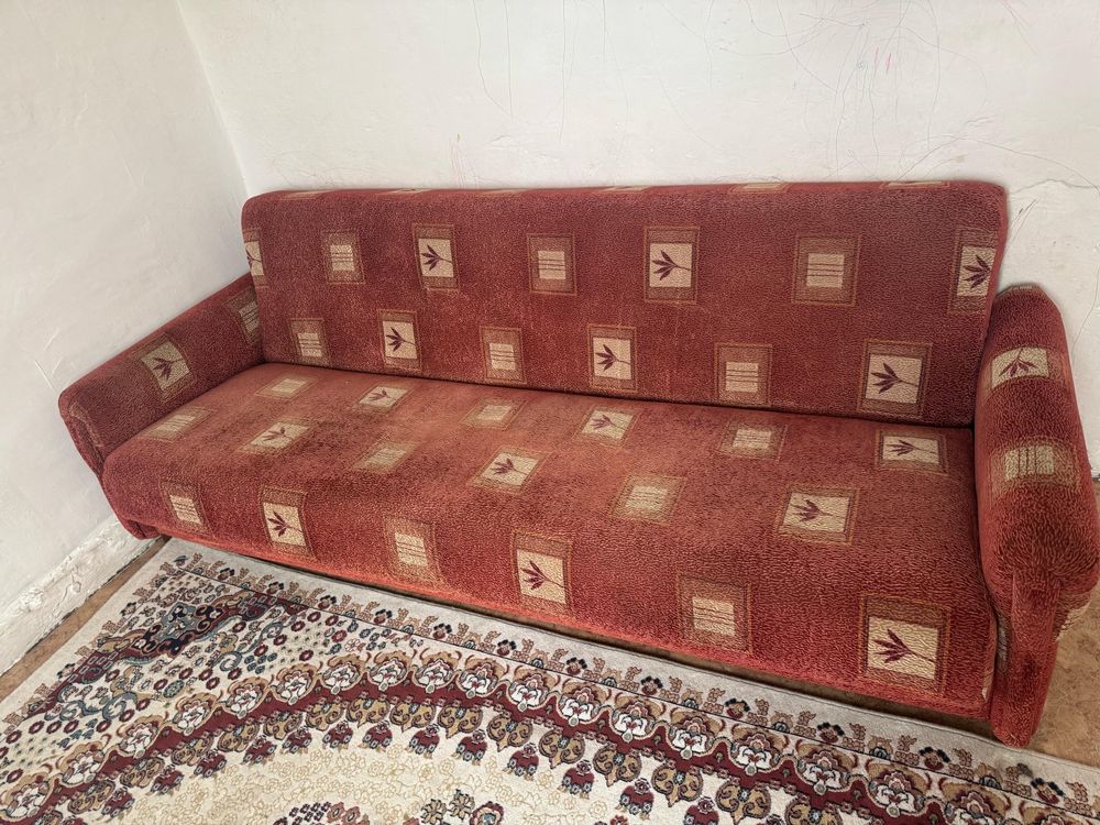 Продам диван б/у