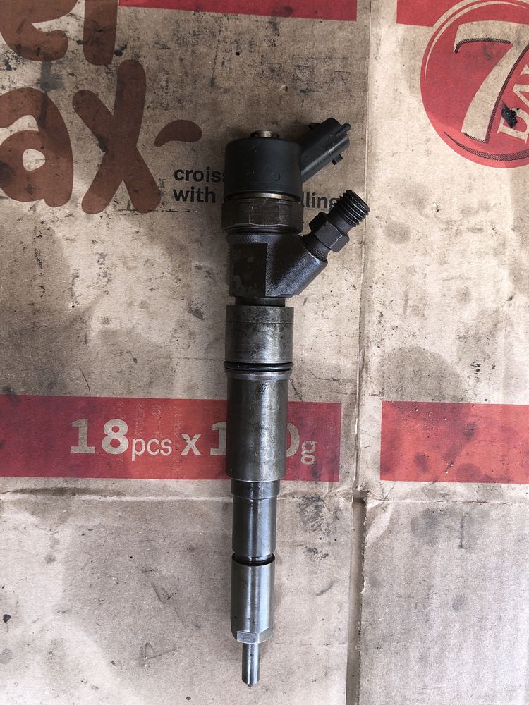 Injector Land Rover Freelander 2.0 D TD 4 cod: 0445110130