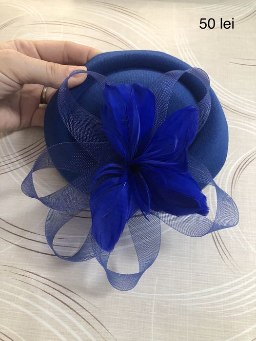 Toca albastra / bej / neagra / grena / alba - diverse modele