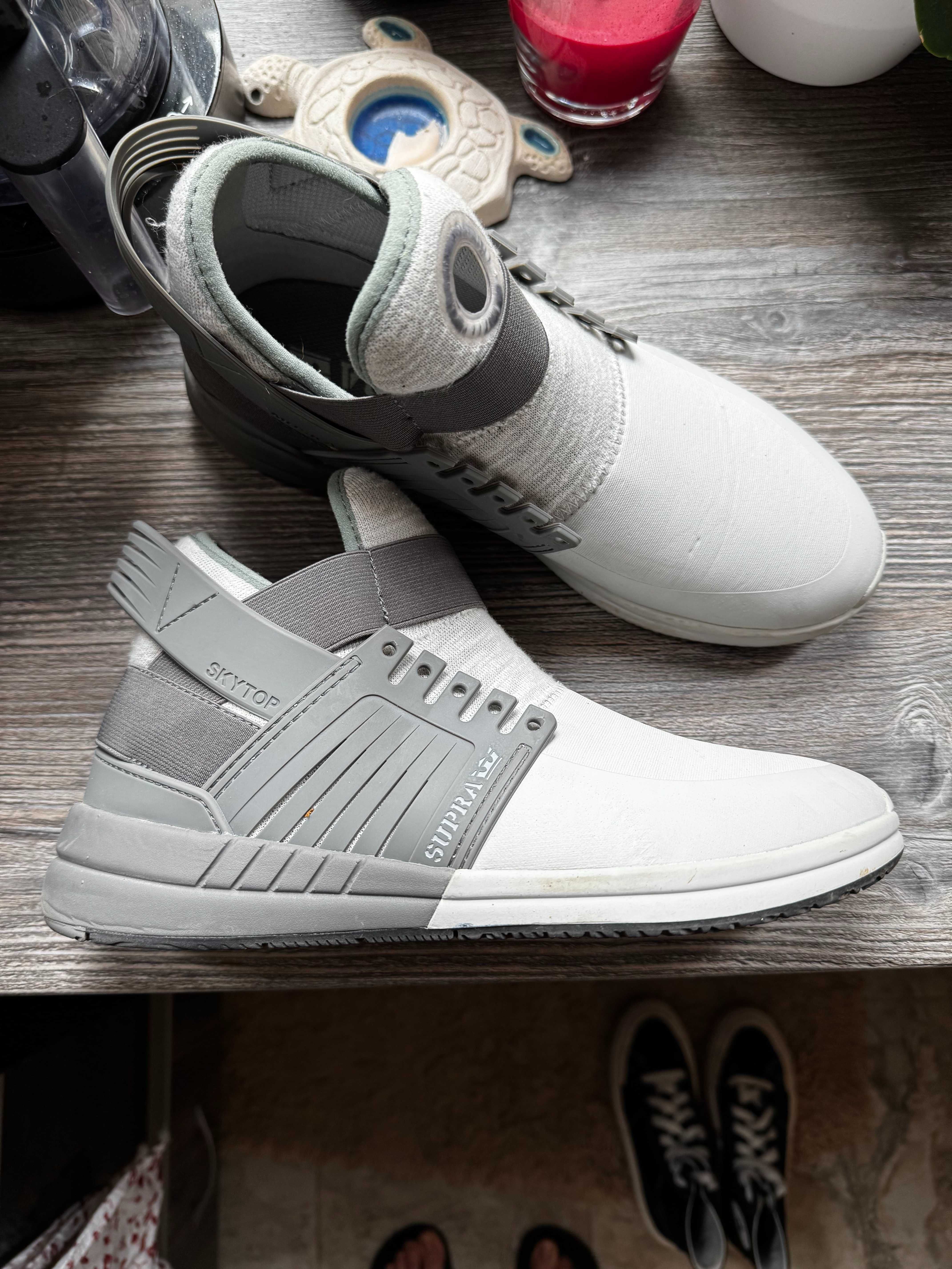 Мъжки обувки Supra