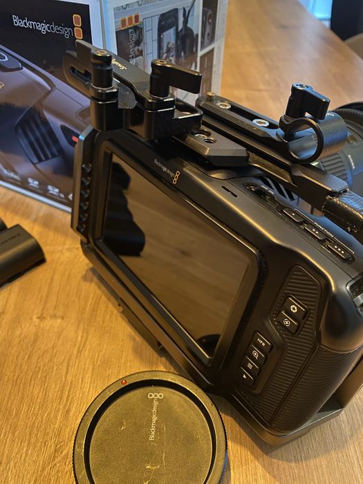 Blackmagic Pocket Cinema Camera 6k + Sigma 18-35 f1.8