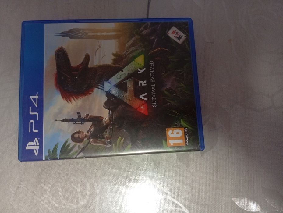 Игра за ps4 Ark survival evolved
