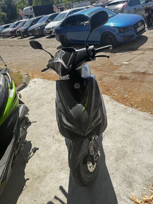 Scutere Barton Flash 50cmc de inchiriat