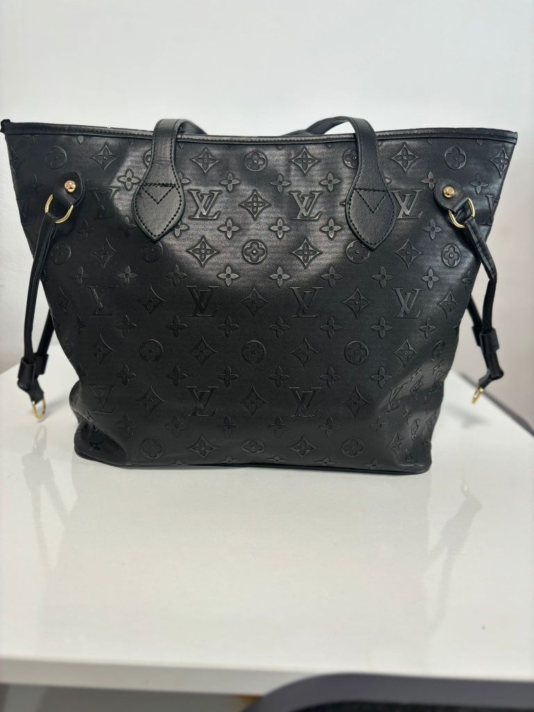 Geanta Louis Vuitton Extra Calitate