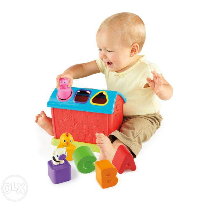 Bright Starts - Barnyard Fun Shape Sorter