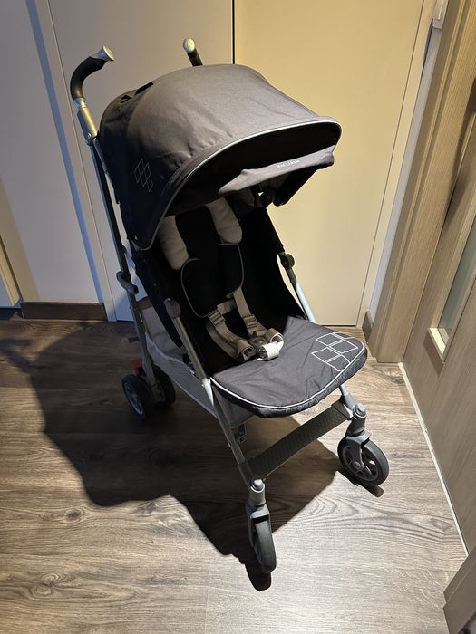 Carucior pliabil tip umbrela Maclaren Techno XT Black/Silver, garantie