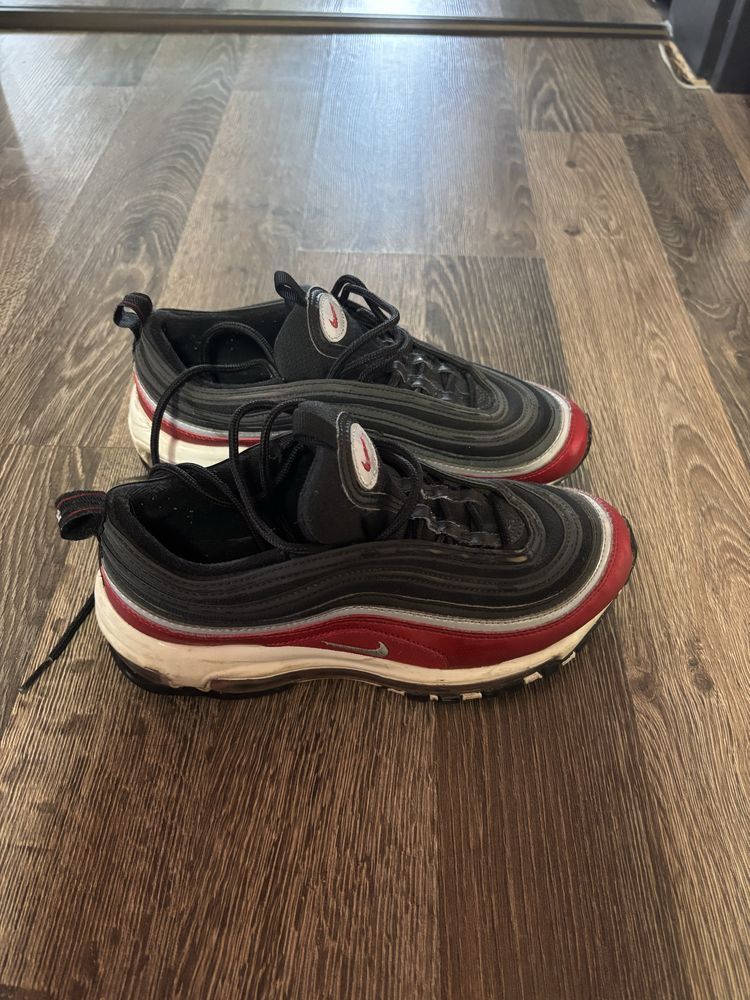 Оригинални маратонки nike