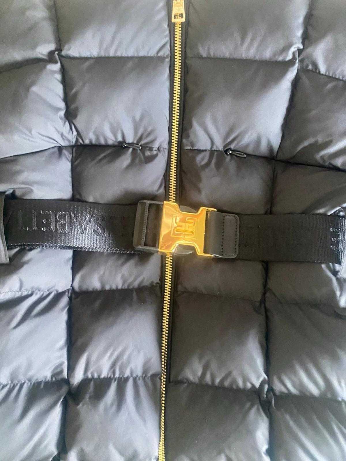 Яке Elisabetta Franchi