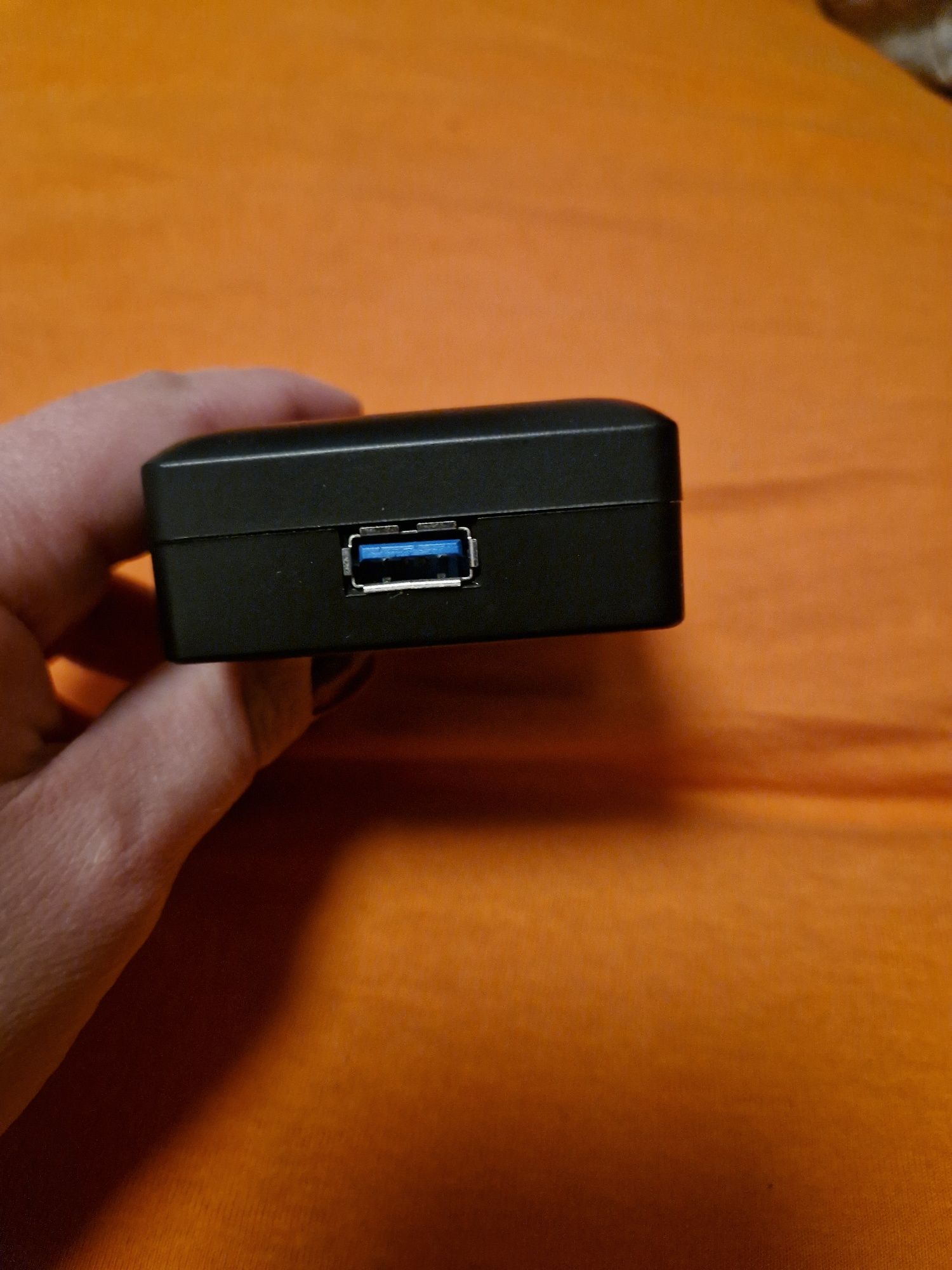 Vand HUB USB 3.0 cu 4 porturi