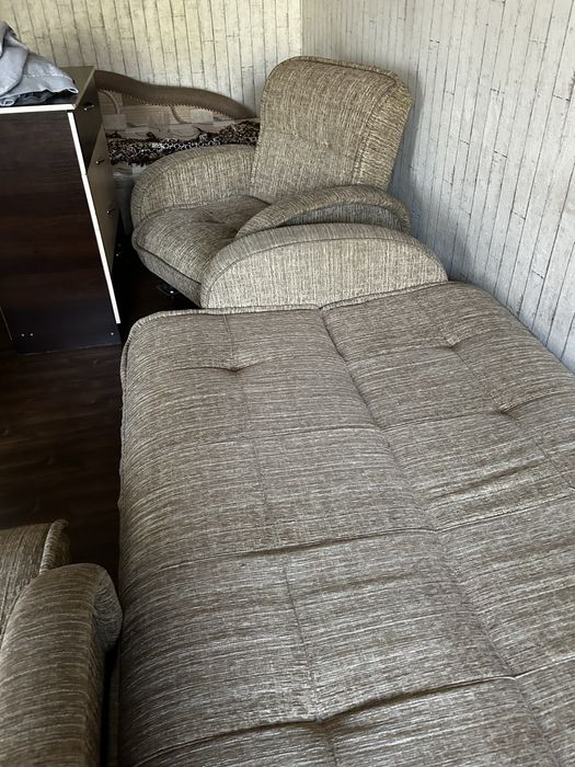 Кресла и диван. Самовывоз