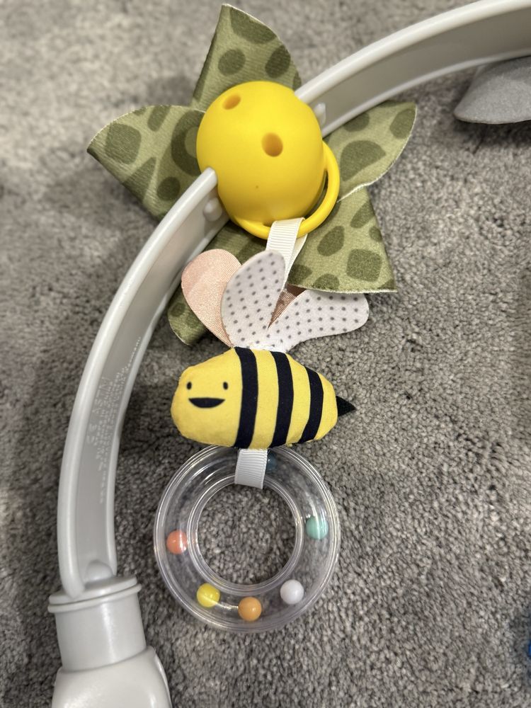 Taf toys играчки