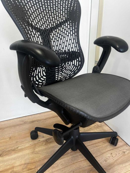 Refurbished Herman Miller Mirra Graphite