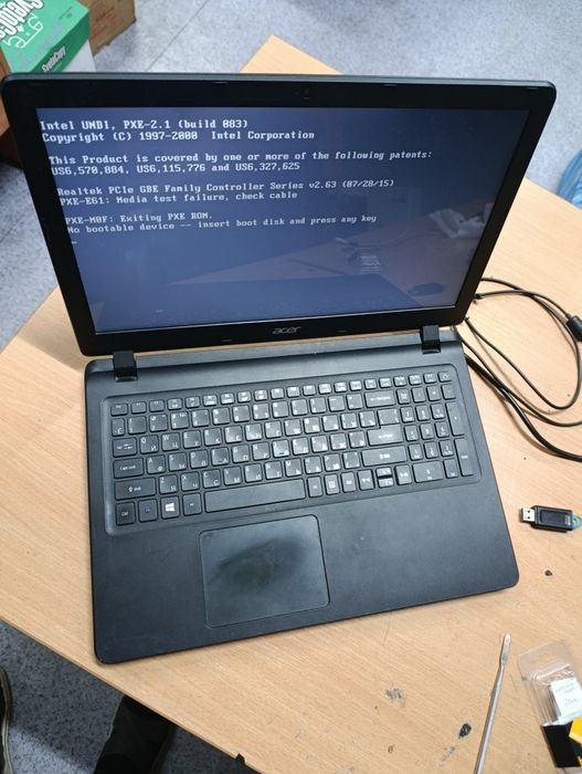 Ноутбук ACER ,полностью рабочий,4ядра/4гб/1tb.НЕДОРОГО