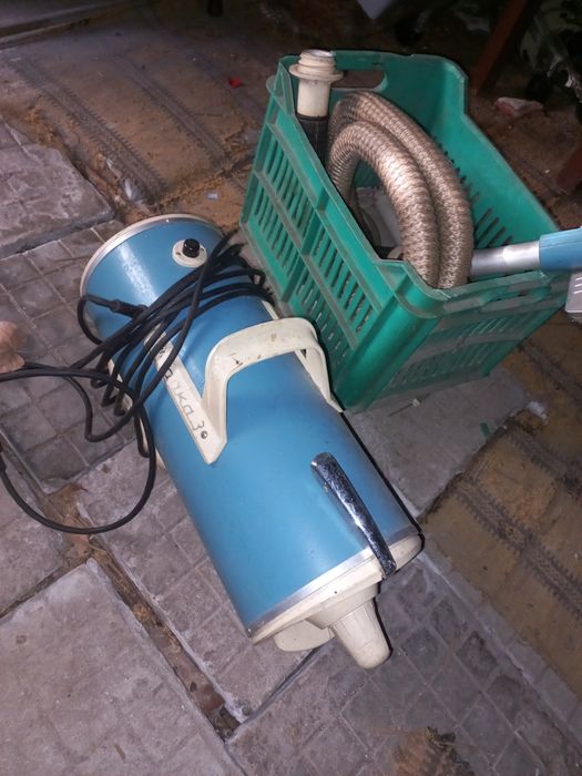 Прахосмукачка Чайка 3