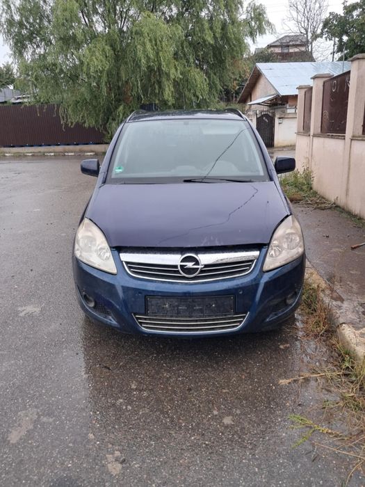 Vând Zafira B 1,7 125cp  2011 E5.